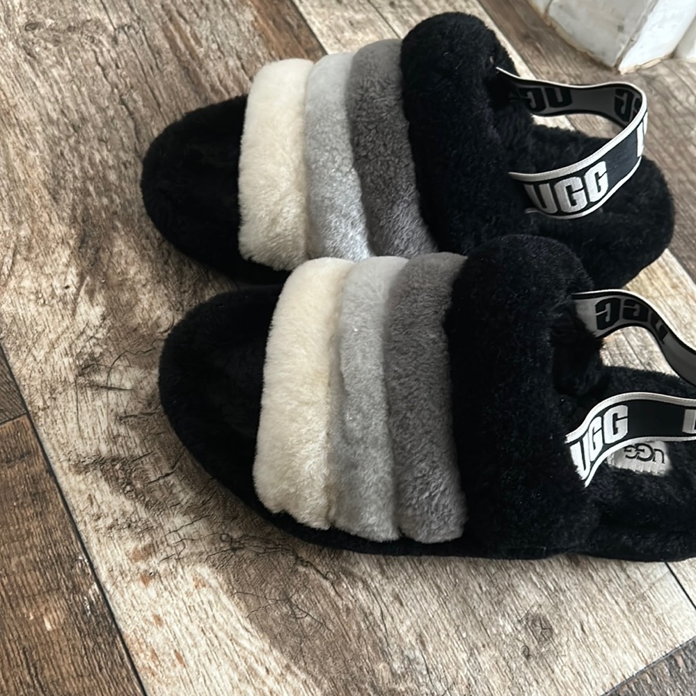 Woman Ugg Sandals